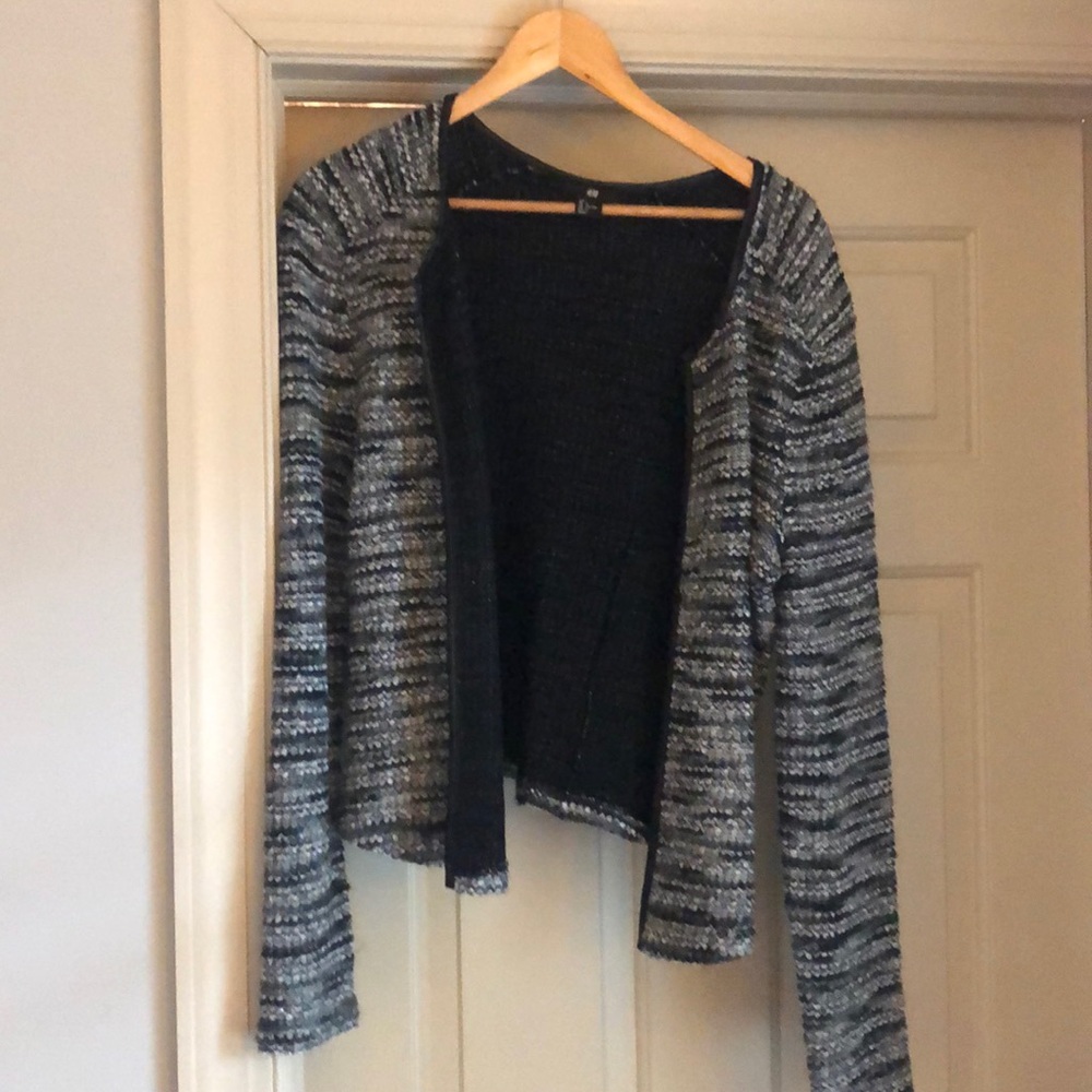 H&M Sweater/blazer drape front